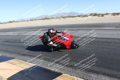 media/Dec-01-2025-Moto Forza (Mon) [[2daa91e15f]]/1-Advanced Group/Session 4 (Turn 10 Inside)/